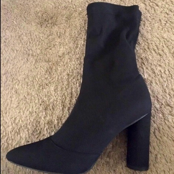 EGO Shoes - 🔥 EGO BLACK KNIT LEG-HUGGING BOOT🔥